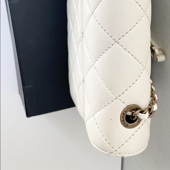 ❌SOLD❌Chanel Sheepskin Mini Beauty Lock Flap Bag - Picture 8 of 16